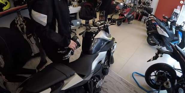 Motosiklet Kredisi Veren Bankalar Görseli motosiklet kredisi veren 7 banka