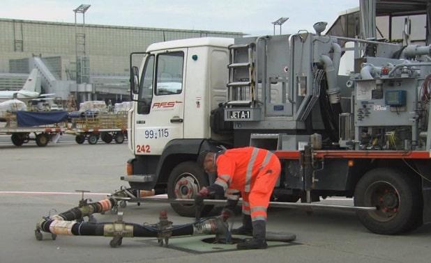 Uçak Yakıtı Fiyatı, Türleri ve Kullanım Alanları Görseli uçak yakıtı fiyatları ve türleri